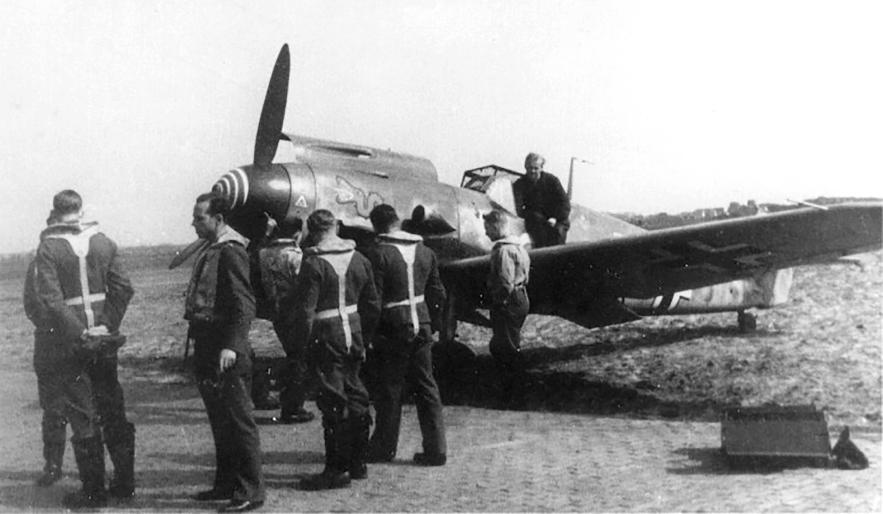 Messerschmitt Bf 109F4 5.JG1 Black 1 Max Buchholz Holland early 1942 01