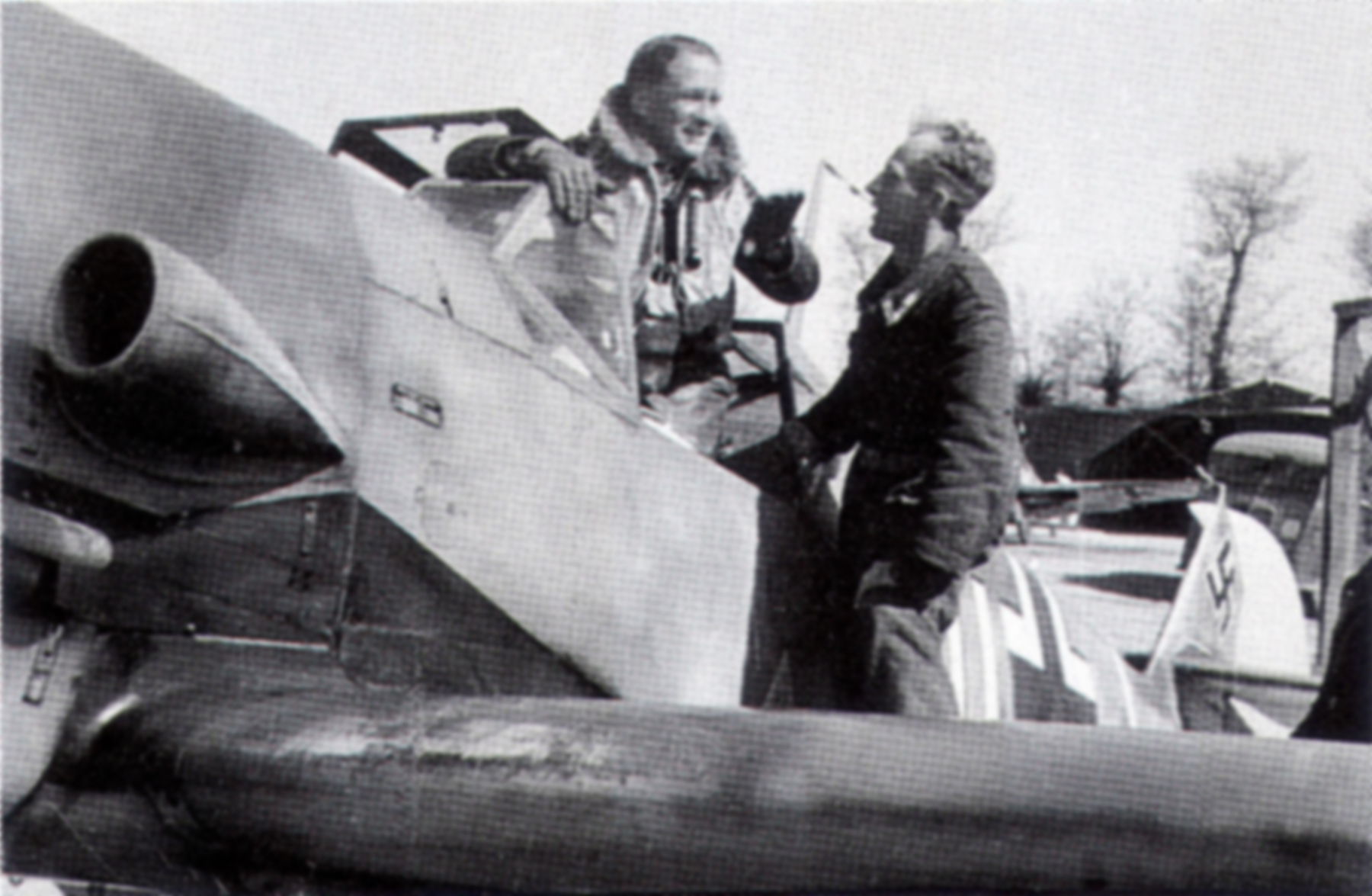 Messerschmitt Bf 109F2 Stab III.JG2 Egon Mayer France 1941 01