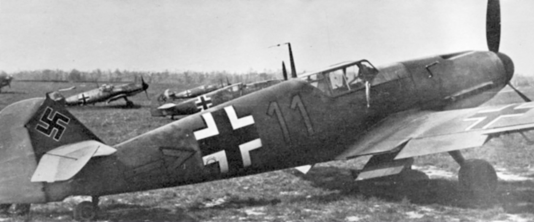 Messerschmitt Bf 109F2B 10.JG2(Jabo) Blue 11 n 6 Beaumont le Roger France 1942 02