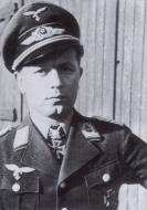 Asisbiz Aircrew Luftwaffe JG2 ace Walter Oesau France Aug 1940 01