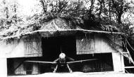 Asisbiz Messerschmitt Bf 109F4B JG26 in its camuflaged hanger France 01