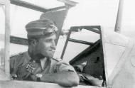 Asisbiz Aircrew Luftwaffe JG27 ace Hans Joachim Marseille North Africa 03