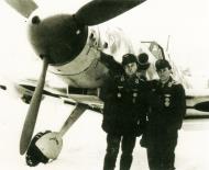 Asisbiz Aircrew Luftwaffe aces 6.JG5 Hans Dobrich L and Albert Brunner R Bf 109G2 6.JG5 (Y10+) Alakurtti Finland 1943 01