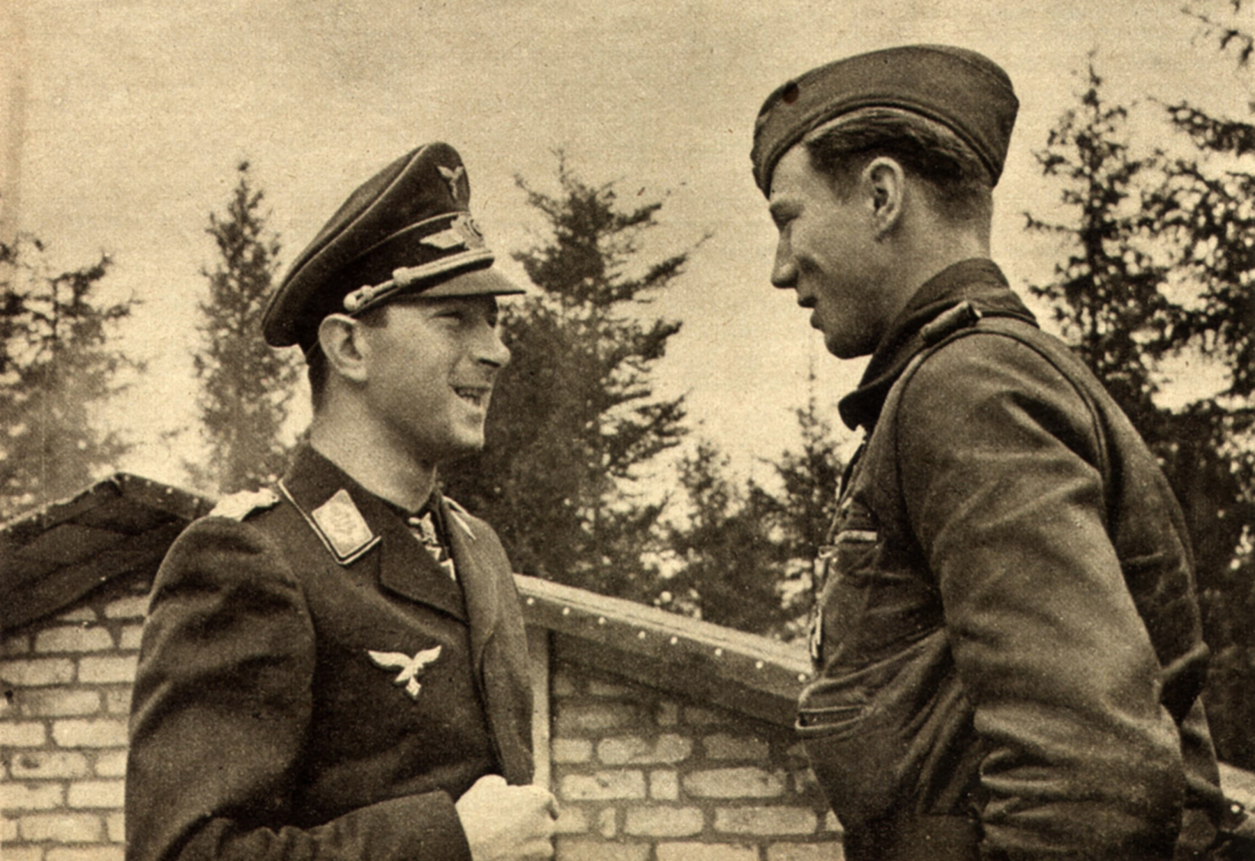 Aircrew Luftwaffe JG51 ace Werner Molders was a great inspiration to fellow pilots Der Adler Dec 1942 01