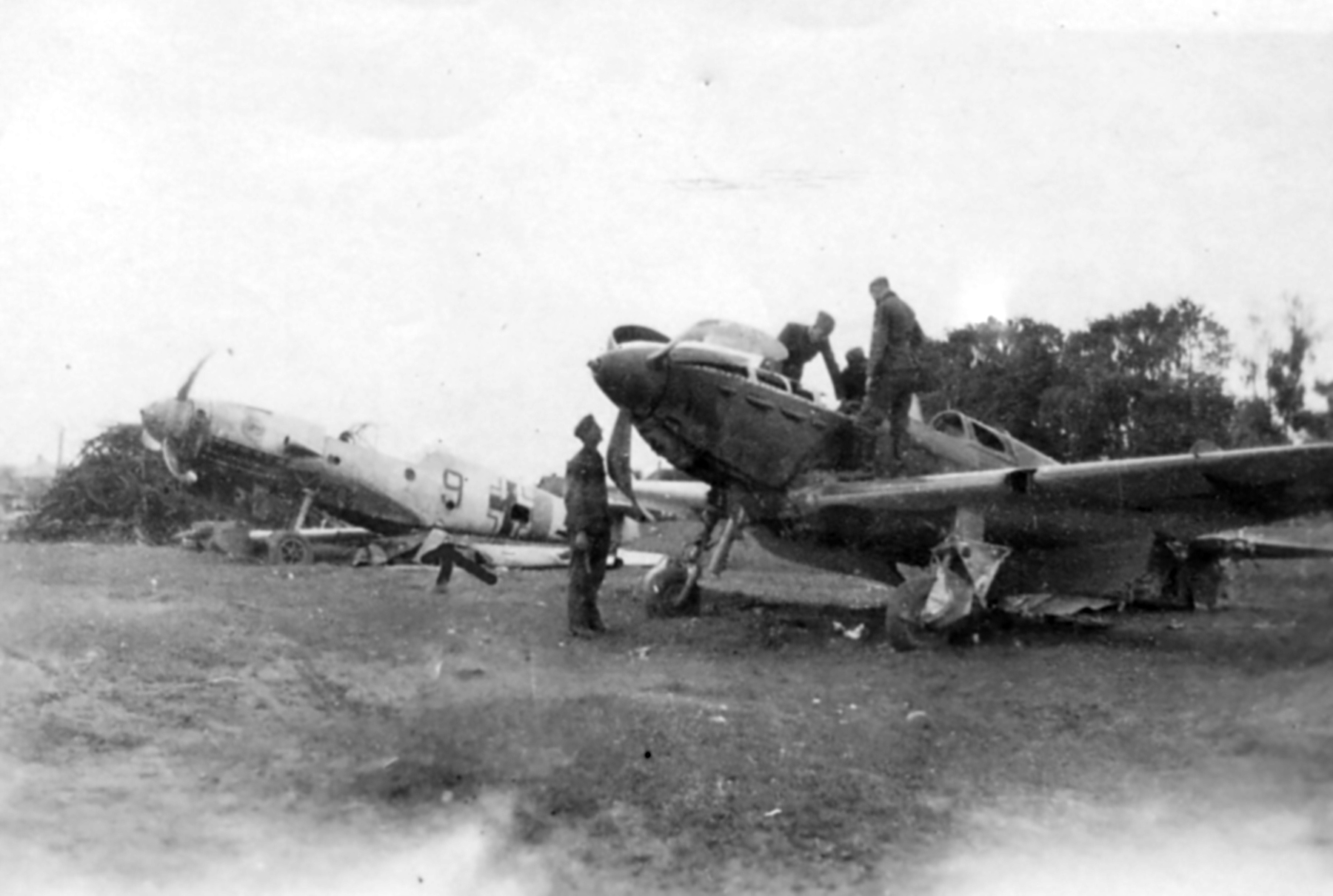 Messerschmitt Bf 109F2 5.JG51 Black 9 after being salvaged Russia ebay2