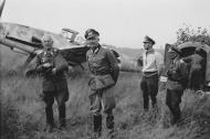 Asisbiz Aircrew Luftwaffe JG51 ace Werner Molders Russia 1941 01