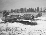 Asisbiz Messerschmitt Bf 109F2 Stab I.JG51 Technical Officer Russia winter 1942 0