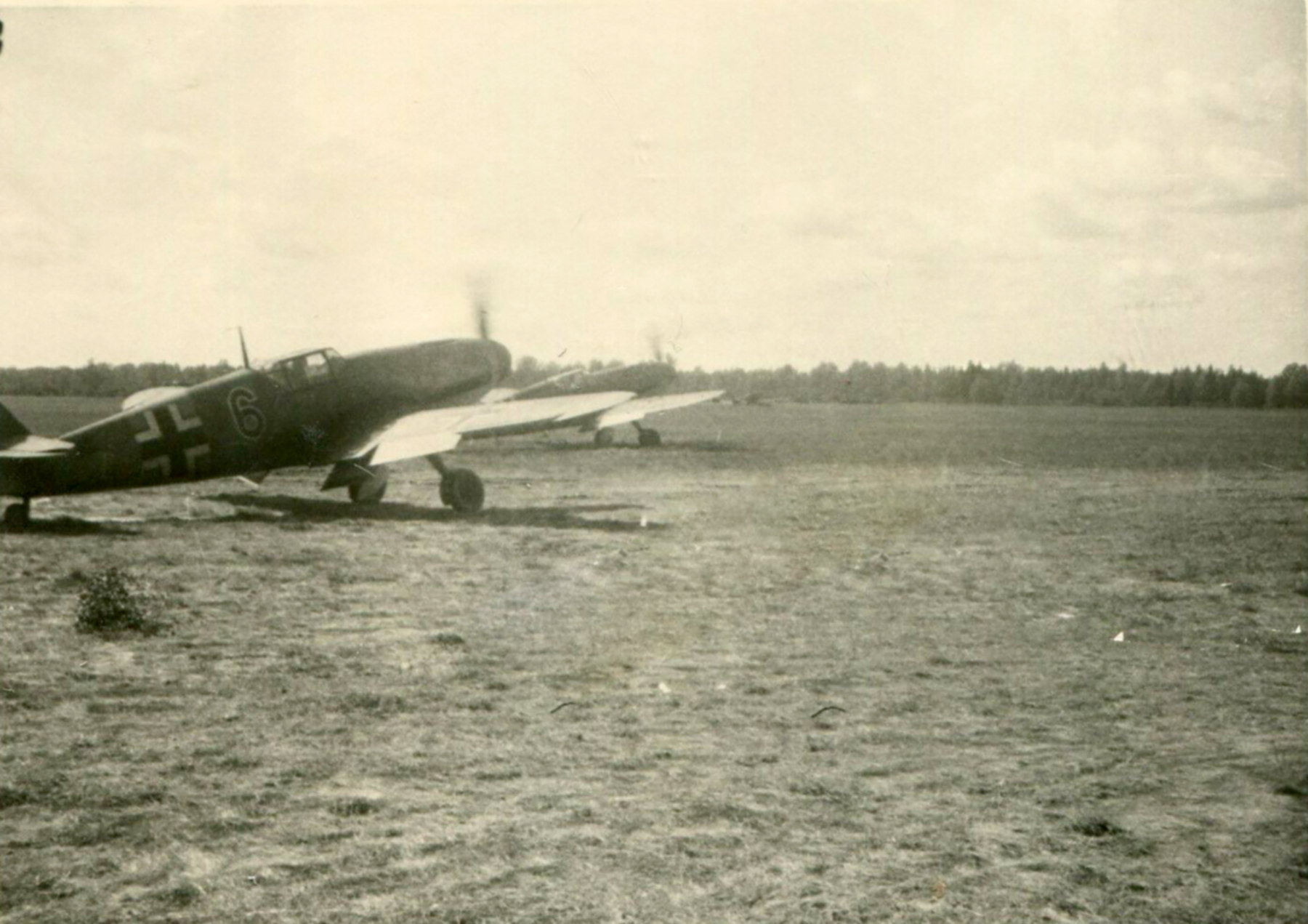 Messerschmitt Bf 109F2 2.JG52 Black 6 at Malaya Jul Aug 1941 ebay1