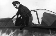 Asisbiz Aircrew Luftwaffe JG52 ace Gerhard Barkhorn 03