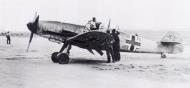 Asisbiz Messerschmitt Bf 109F2 6.JG52 Yellow 7 Barkhorn Suwulski Russia June 1941 01