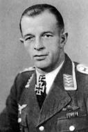 Asisbiz Aircrew Luftwaffe pilot JG53 Stefan Litjens Lyuban 01