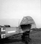 Asisbiz Messerschmitt Bf 109F2 4.JG53 White 4 Fritz Dinger WNr 7187 Solugubowka Oct 1941 03