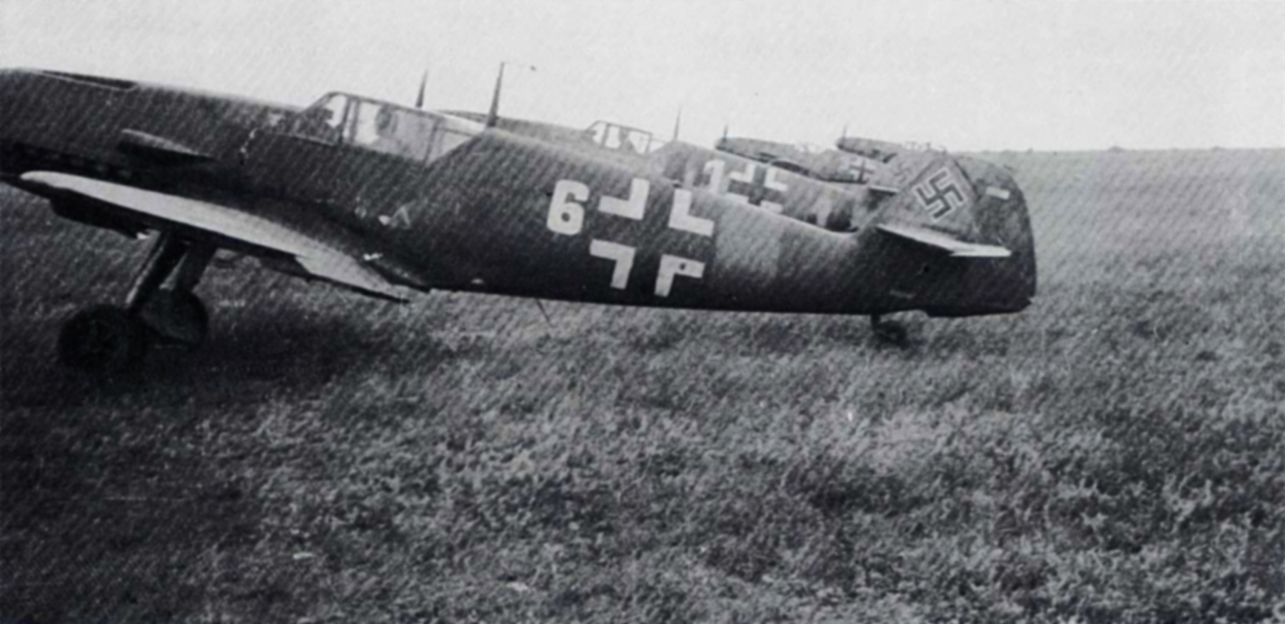 Messerschmitt Bf 109F2 7.JG77 White 6 Russia July 1941 01