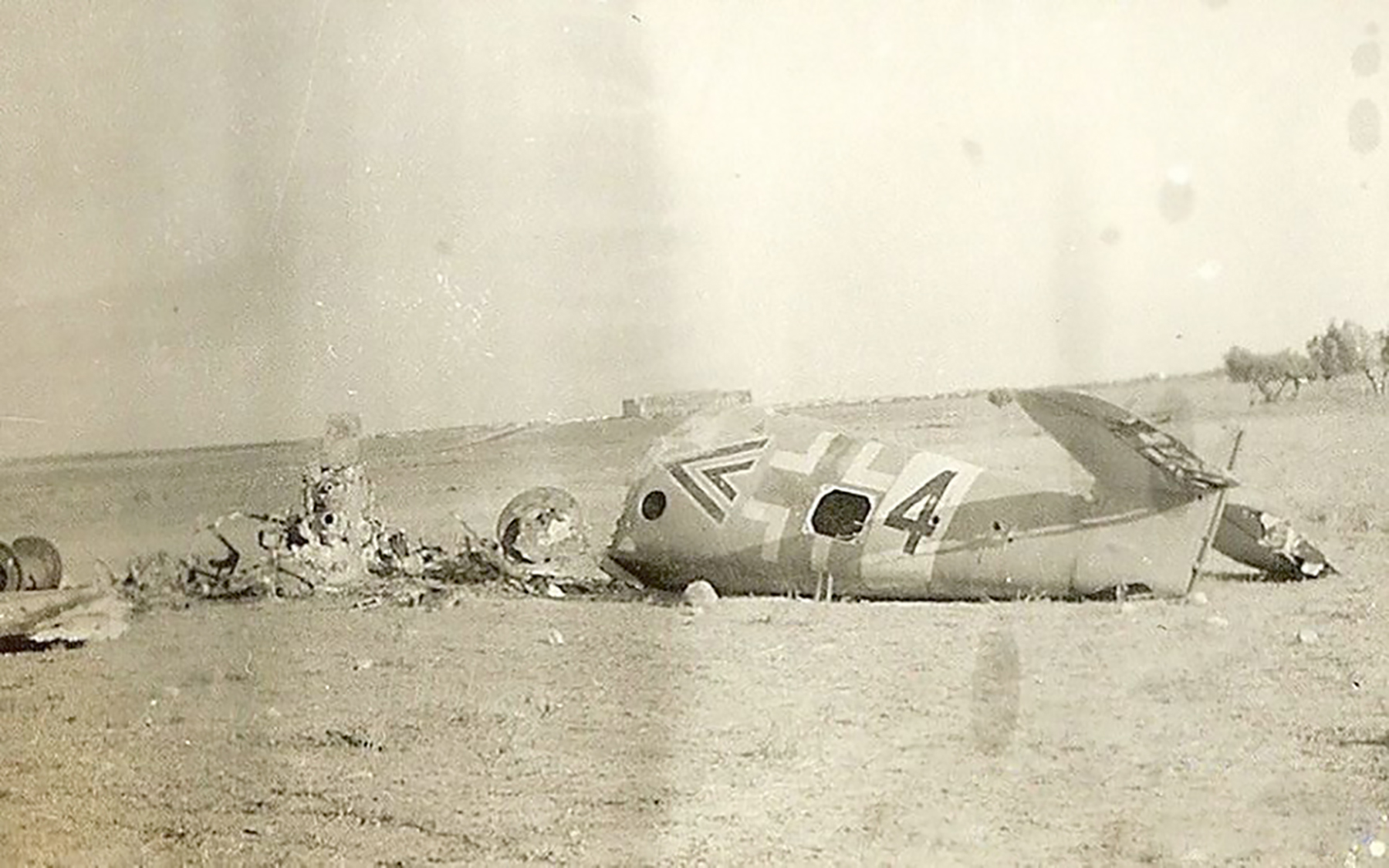 Messerschmitt Bf 109 2.(H)14 destroyed remains Tunisia Spring 1943 ebay 01