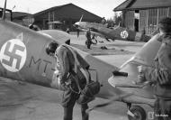 Asisbiz Messerschmitt Bf 109G2 FAF 2.HLeLv34 MT207 WNr 14781 with MT203 foreground Utin 24th Apr 1943 126609