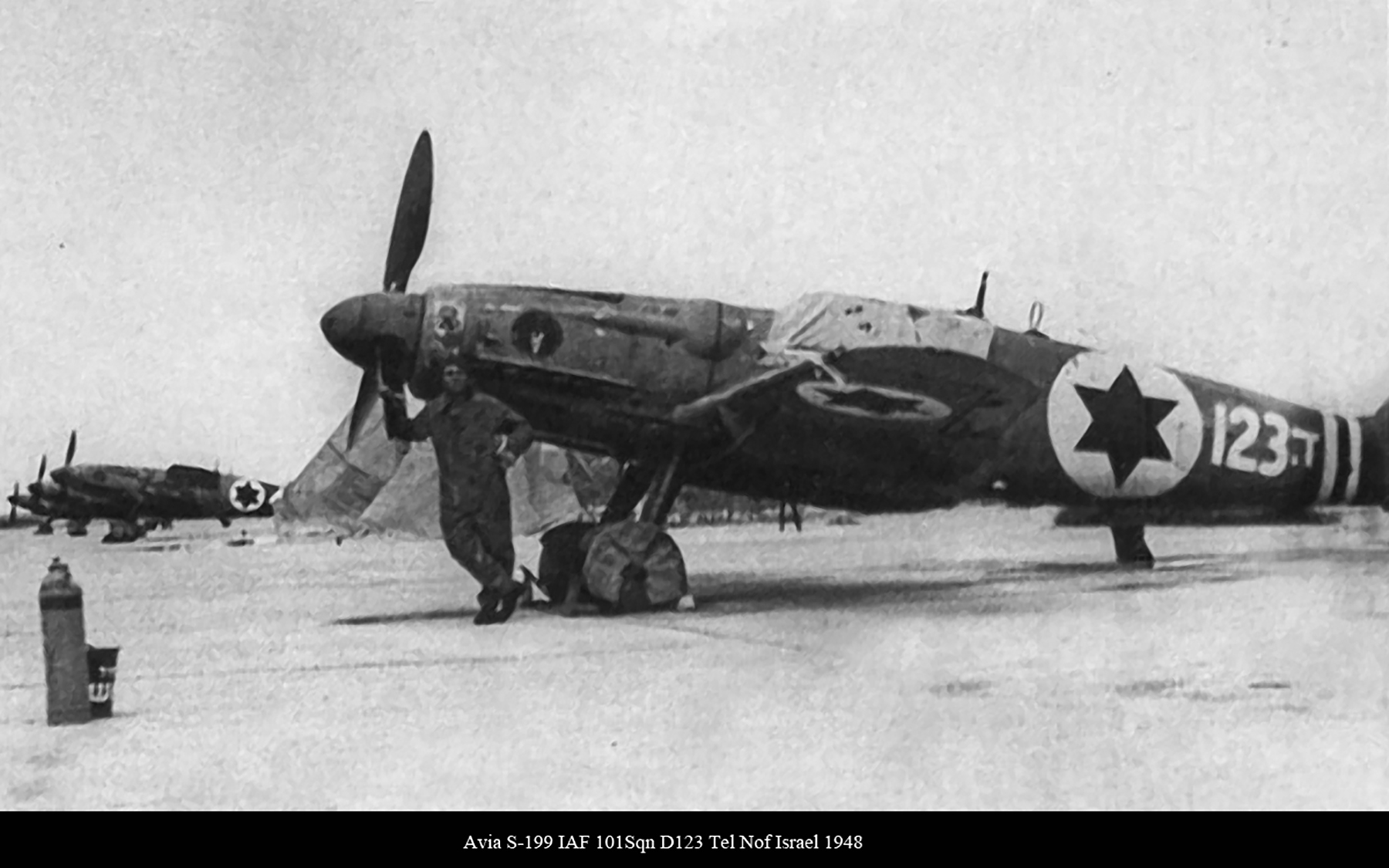 Avia-S-199-IDF-101Sqn-D123-Tel-Nof-Israel-1948-01.jpg