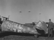 Asisbiz Messerschmitt Bf 109G6R3R6 III.JG1 Yellow 9 WNr 15445 Leeuwarden Holland 1943 01