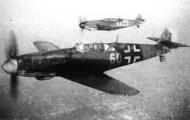 Asisbiz Messerschmitt Bf 109G12 JG105 White 60 Germany 1945 01