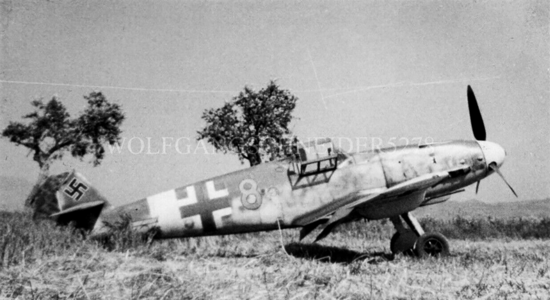 Messerschmitt-Bf-109G4R6Trop-6.JG27-Yell