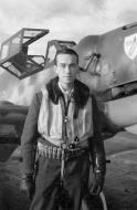 Asisbiz Aircrew Luftwaffe JG3 unknown pilot 01