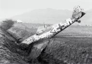 Asisbiz Bf 109G14 Erla Stab III.JG3 Siegfried Henning WNr 462818 Affeltrangen 17th Dec 1944 Hoch 1999 P156