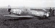 Asisbiz Messerschmitt Bf 109G2 4.JG3 White 2 emergency landing Russia Feb 1943 02