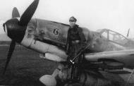 Asisbiz Aircrew Luftwaffe JG52 ace Heinz Ewald in front of a Messerschmitt Bf 109G6 01