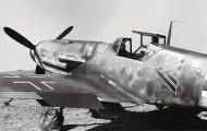 Asisbiz Messerschmitt Bf 109G6 Stab II.JG52 Gerhard Barkhorn WNr 15909 Russia Sep 1943 04