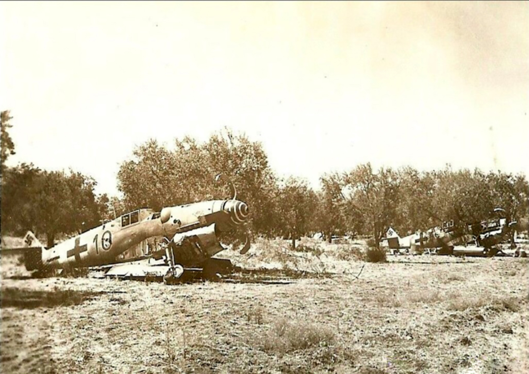 Messerschmitt Bf 109G6Trop 5.JG53 Black 10 abandoned La Marsa Tunisia May 1943 eBay 1