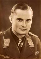 Asisbiz Aircrew Luftwaffe JG53 ace Kurt Brandle 01