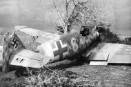 Asisbiz Messerschmitt Bf 109G6 3.JG53 Yellow 6 Stkz TI+YY WNr 26037 force landed San Lorenzo 17th Sep 1943 01