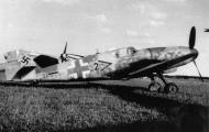 Asisbiz Messerschmitt Bf 109G10 Erla Stab II.JG53 Chevron Black 2 WNr 611155 Germany 1945 02