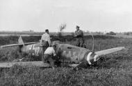 Asisbiz Messerschmitt Bf 109G14 Erla 11.JG53 White 12 Werner Beyer WNr 462632 Mannheim Sandhofen 17th Dec 1945 01