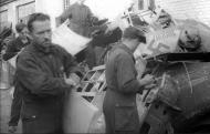 Asisbiz Messerschmitt Bf 109G6 I.JG53 White 1 WNr 160087 being scrapped Darmstadt 1946 01