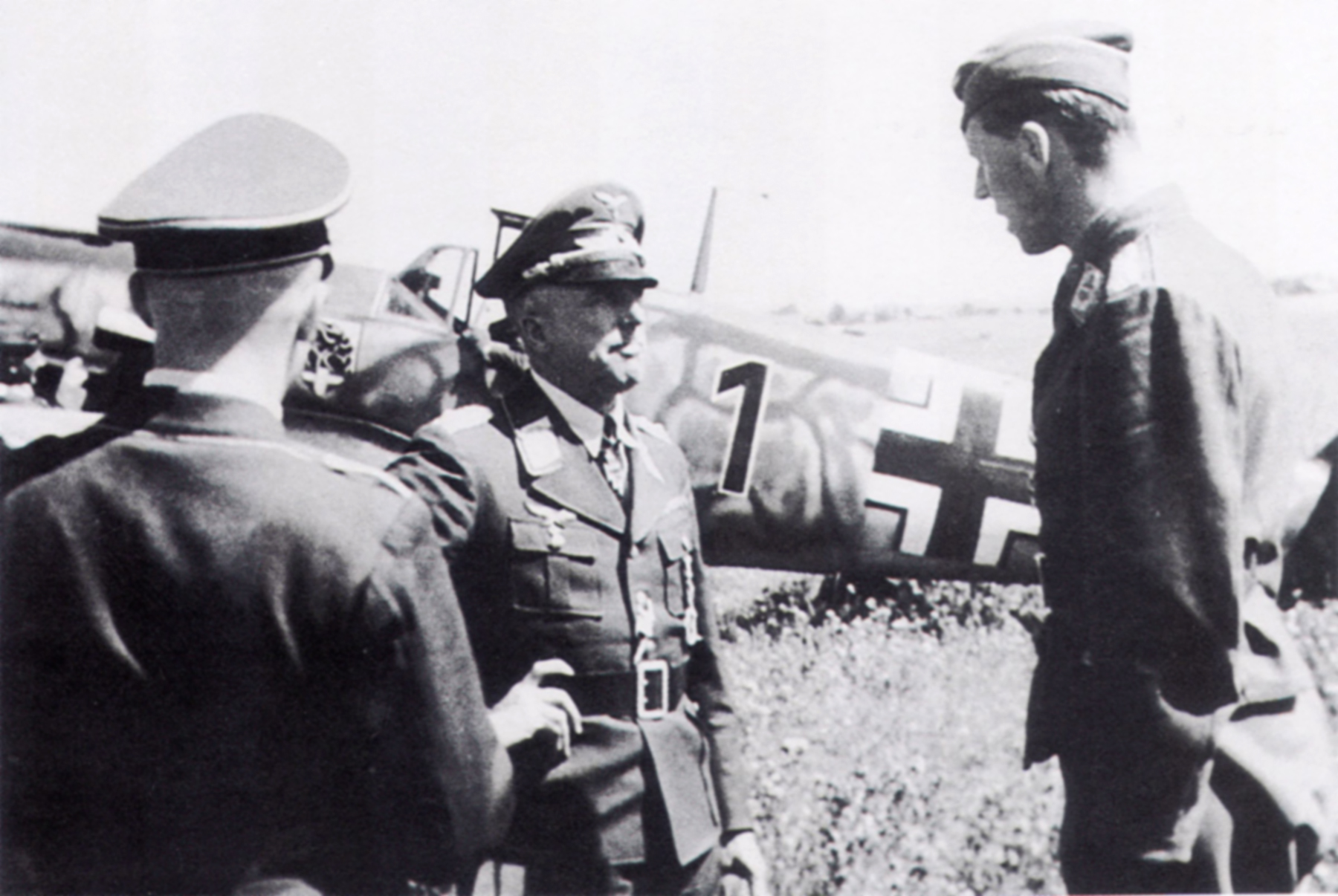 Aircrew Luftwaffe JG54 ace Hannes Trautloft Russia 6th Aug 1941 01