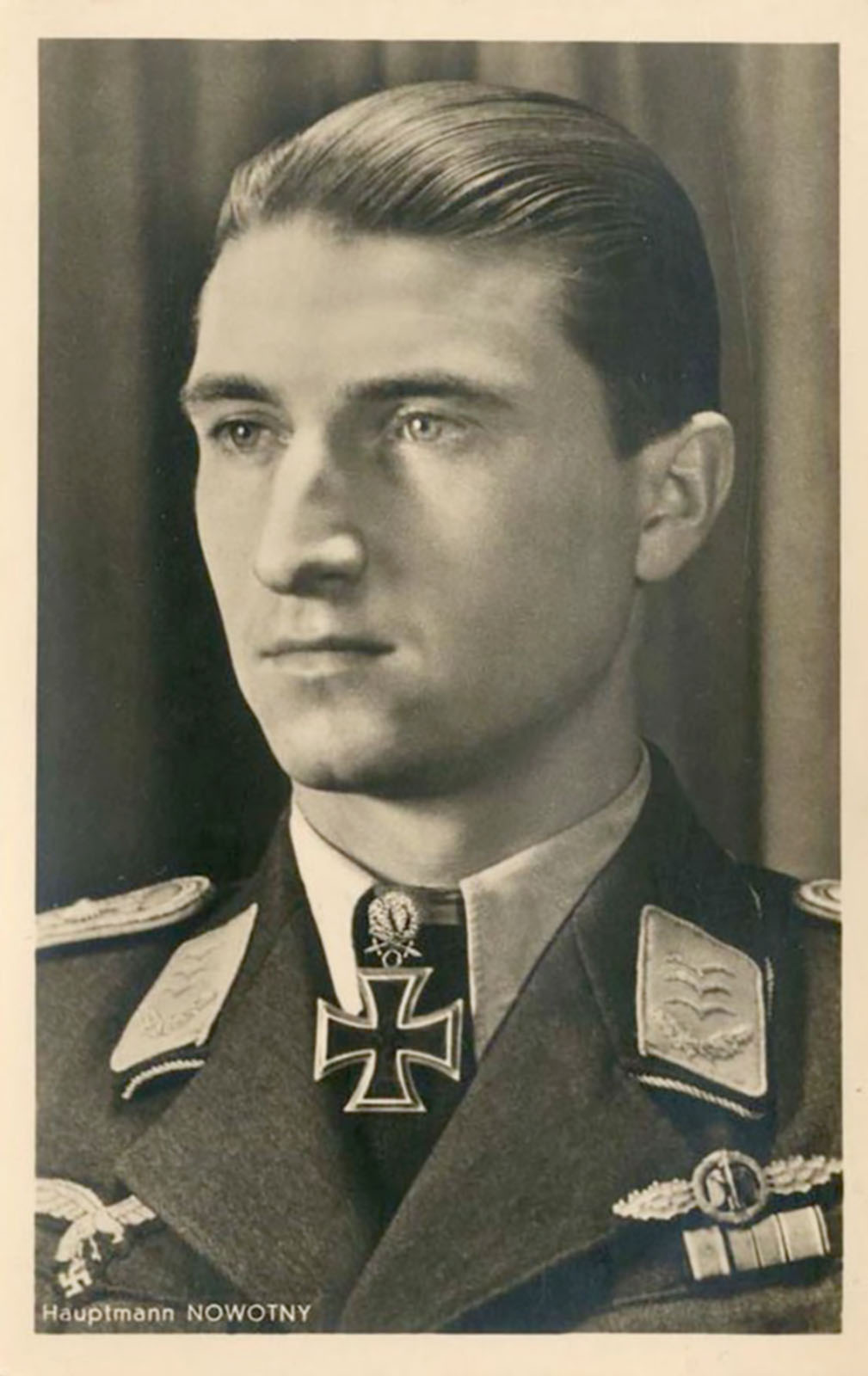Aircrew Luftwaffe JG54 ace Walter Nowotny Russia August 1942 03
