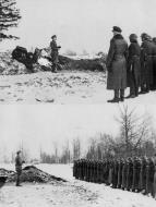 Asisbiz Aircrew Luftwaffe JG54 pilot grave site service being carried out for a fallen comrade 01