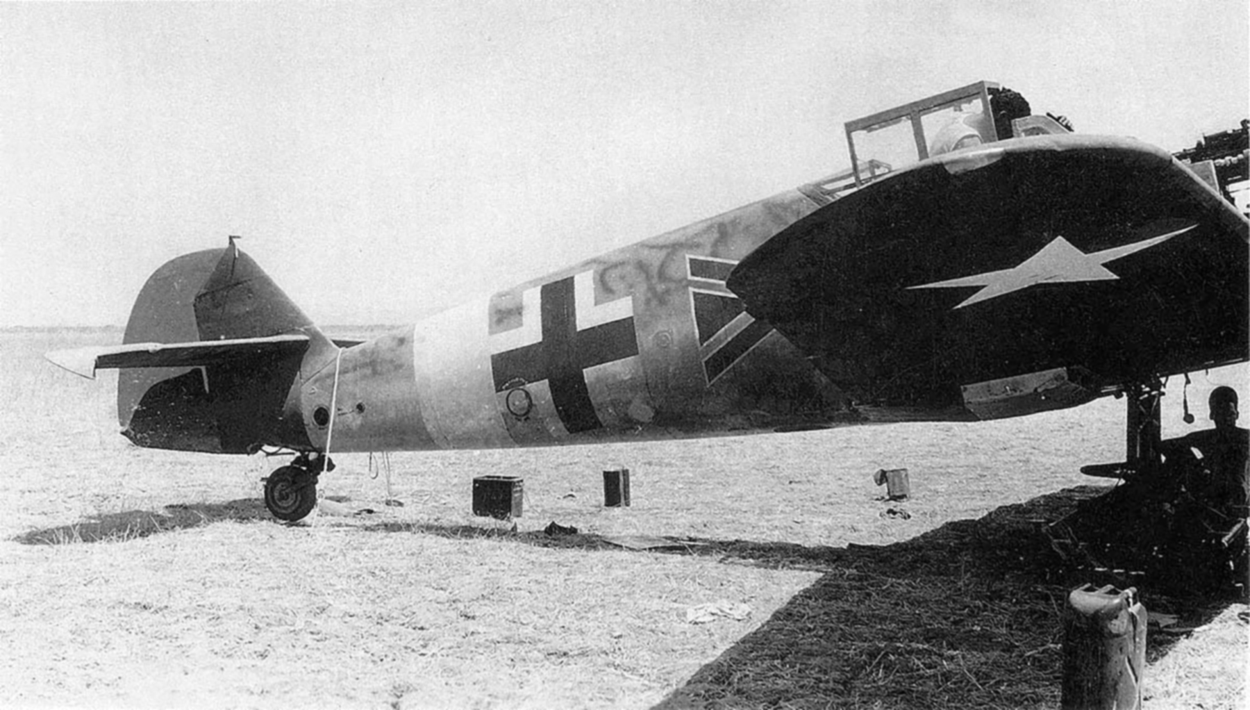 Messerschmitt Bf 109G2Trop Stab I.JG77 Heinz Bar abandoned and used by USAAF 79FG Tunisia 1943 01