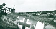 Asisbiz Messerschmitt Bf 109G6Trop 2.JG77 Black 1 WNr 15463 Sicily 1943 Avions 90 P23