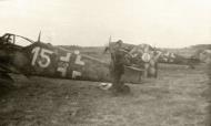 Asisbiz Messerschmitt Bf 109G14R3 Erla 7.JG77 Yellow 15 Willi Drude WNr 463224 Eggersdorf SE Berlin Nov 1944 01