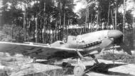 Asisbiz Messerschmitt Bf 109G14 Erla Reichsverteidigung unknown unit and pilot 01