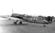 Asisbiz Messerschmitt Bf 109G14AS Erla Reichsverteidigung White 4 WNr 786316 unknown unit and pilot Feb 1945 03