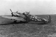 Asisbiz Messerschmitt Bf 109G4R6 7.JG unknown unit White 7 stands mission ready 1943 01