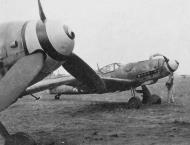 Asisbiz Messerschmitt Bf 109G6 Erla Reichsverteidigung after a landing mishap unknown unit 01