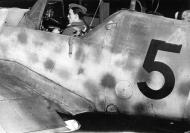 Asisbiz Messerschmitt Bf 109G6R3 Erla Reichsverteidigung Black 5 unknown unit and pilot 01