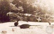 Asisbiz Messerschmitt Bf 109G6 RHAF 7.101 Puma V8+91 Veszprem Hungary 1944 01