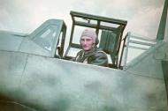 Asisbiz Messerschmitt Bf 109G6R3 RHAF Szazadparancsnok 5.2 unknown pilot Hungary 1944 04