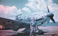 Asisbiz Messerschmitt Bf 109G6R3 RHAF Szazadparancsnok 5.2 unknown pilot Hungary 1944 07