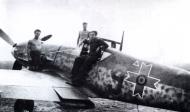 Asisbiz Messerschmitt Bf 109G2 RRAF 9FG Red 9 Romania 1944 Avions 87 June 2000 P42