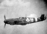 Asisbiz Messerschmitt Bf 109G2R6 RRAF White 19 unknown unit Romania 1943 01